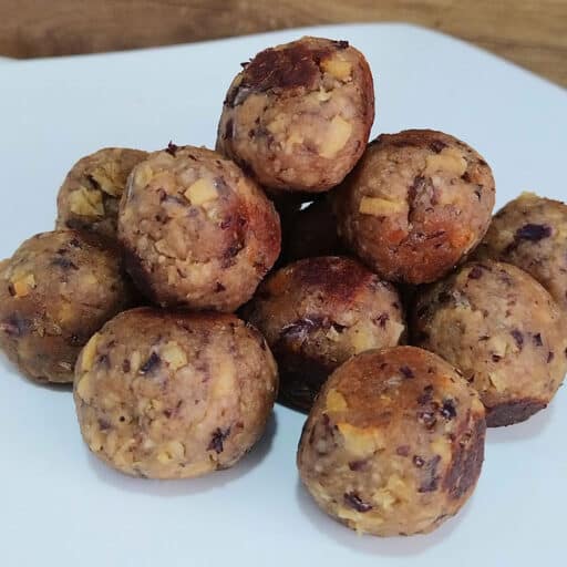 Vegan mini 'meat'balls