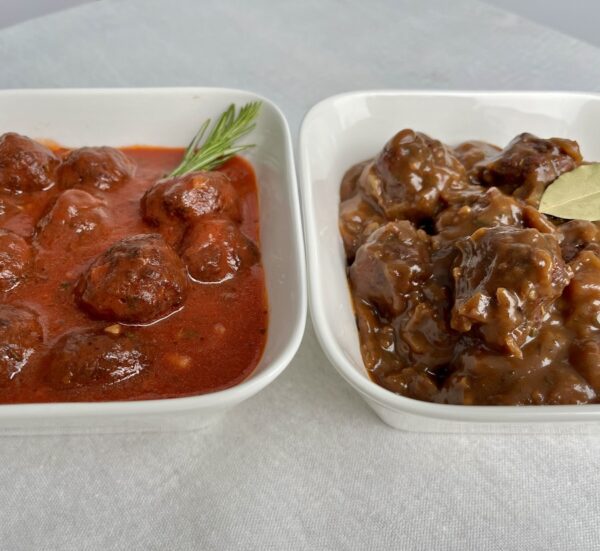 Boulettes: Sauce tomate ou Liégeoise